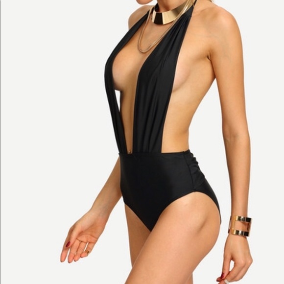 One piece plunge neck bikini - Picture 2 of 3